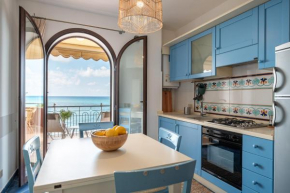 Residence L'Arcipelago Appartamenti Fronte Mare con Ampio Balcone